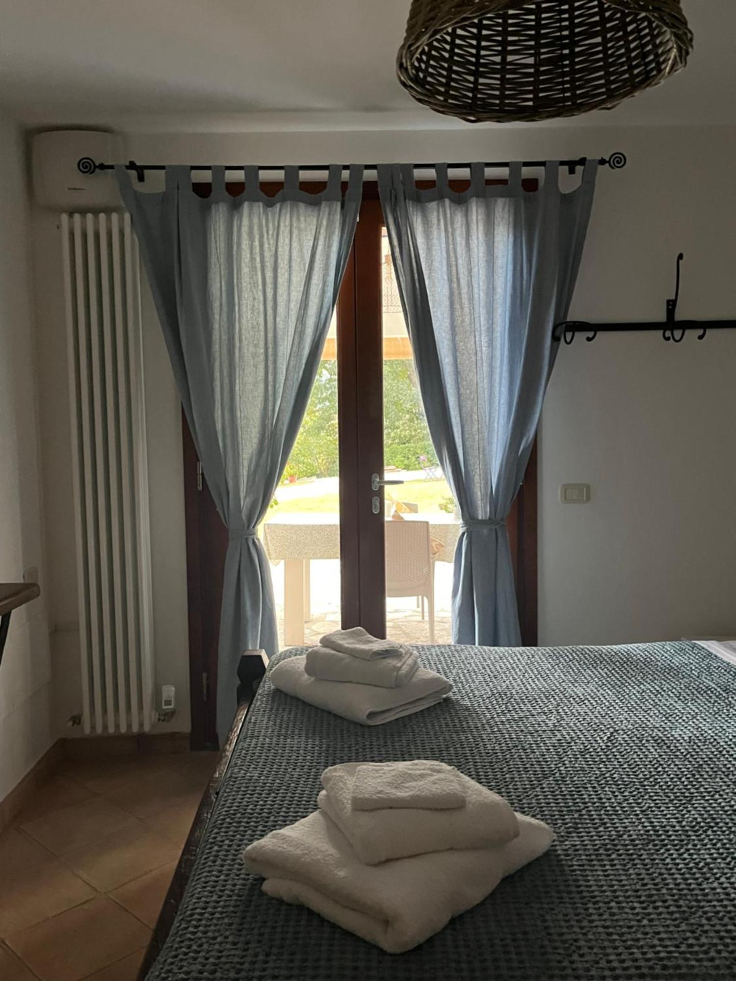 페자로 Casa Sant Angelo 아파트 외부 사진